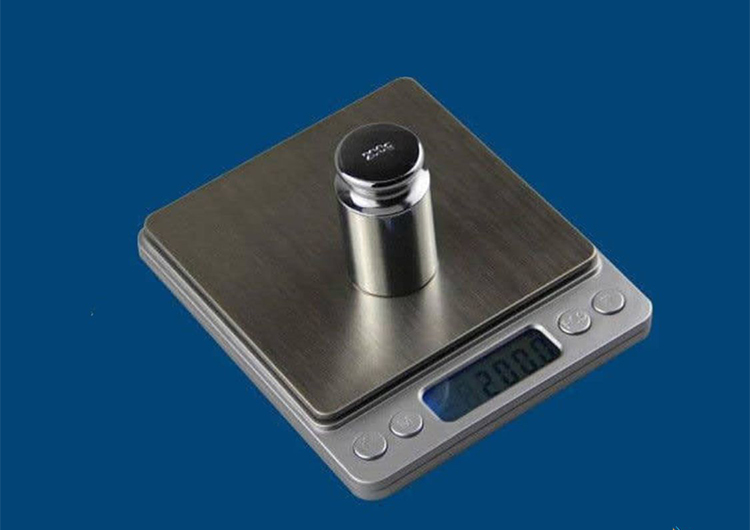 Cân điện tử chính xác, khoảng đo 0.01 đến 500 gam, độ chính xác 0.01