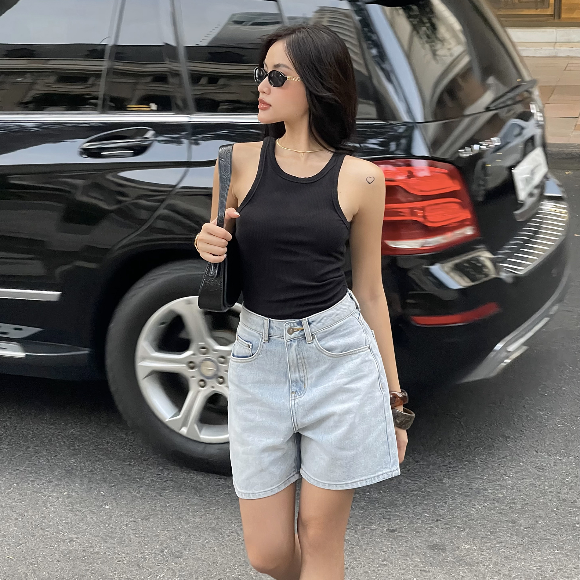 Quần short jean nữ ngắn lưng cao regular fit Aaa Jeans