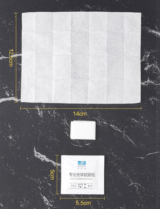 Khăn Ướt Lau Kính Mắt Essilor (Hộp 200 Tờ)