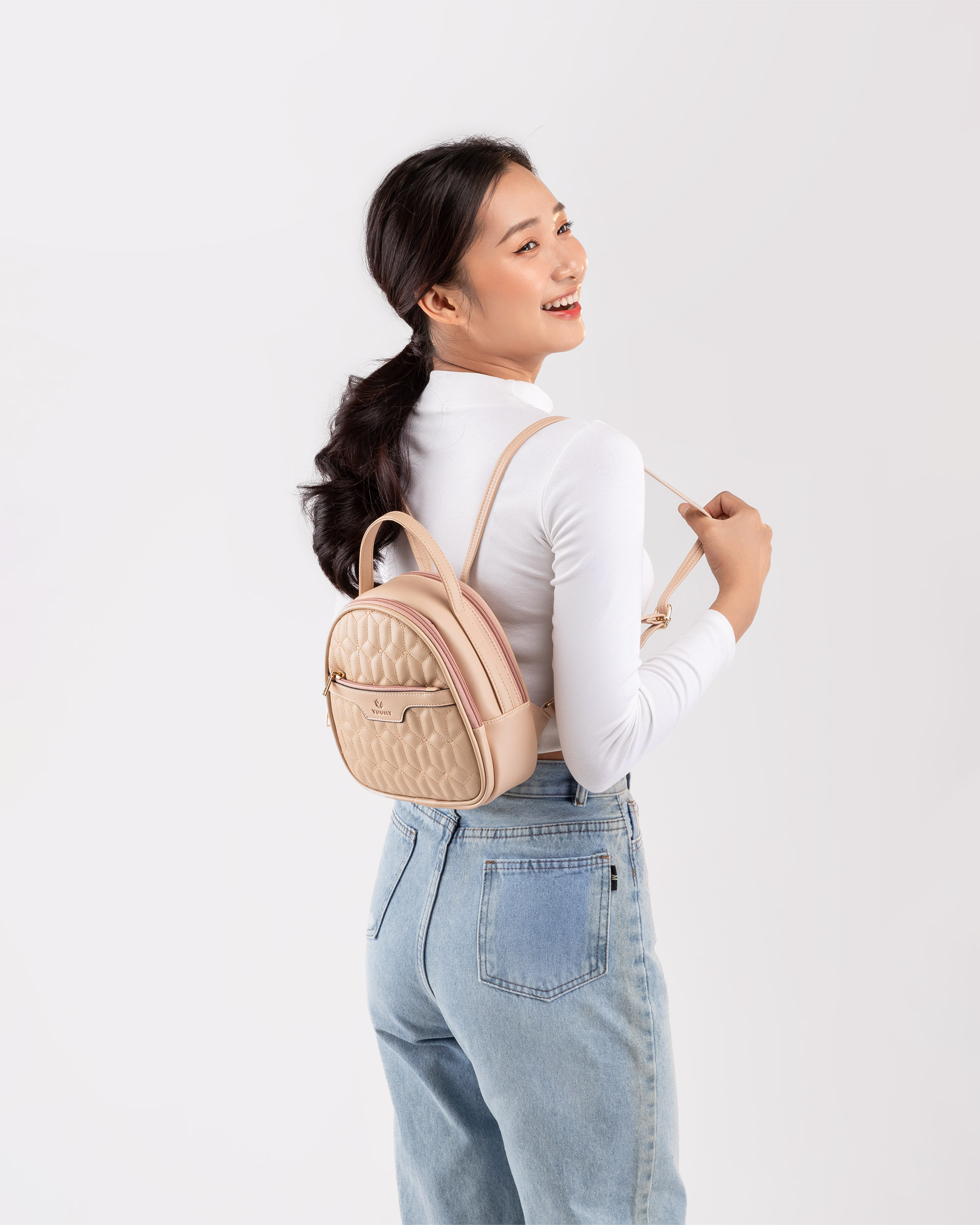 Balo Yuumy ( Thời trang nữ họa tiết tiện lợi cỡ trung - Balo da Seasand YBA60 )
