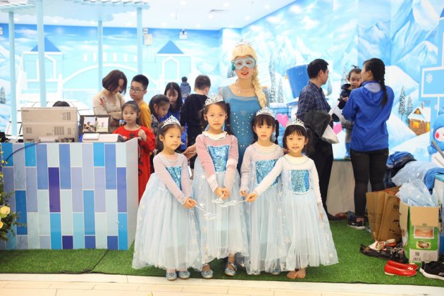 HN - Thỏa sức vui chơi trong thành phố tuyết tại Khu vui chơi Snow World - Áp dụng cả tuần và ngày lễ