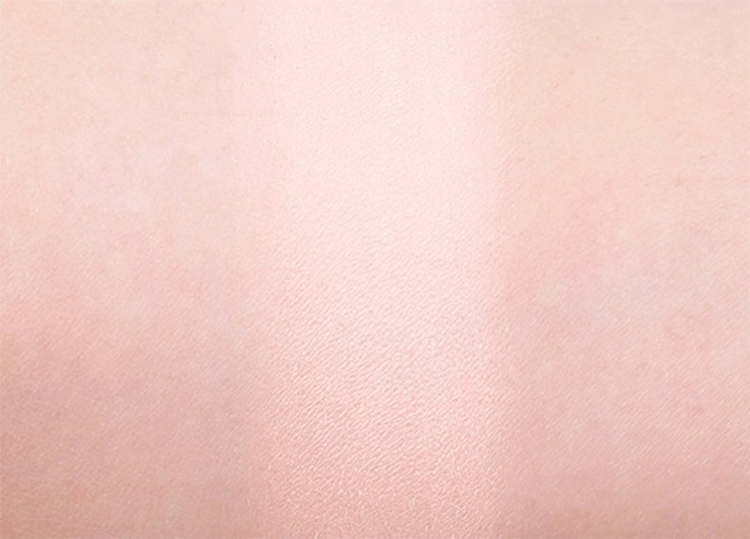 Phấn Phủ Dạng Nén Làm Mờ  Lỗ Chân Lông Innisfree Pore Blur Pact 12.5G - 131171318