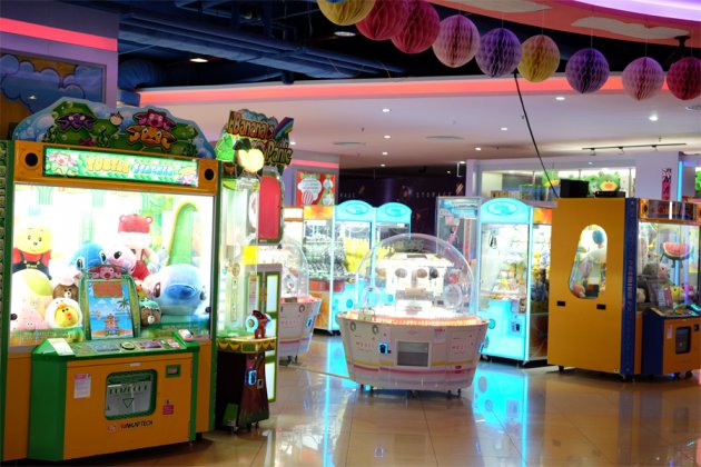 HN - Vui chơi thỏa thích không giới hạn cho bé tại Amazing Town Long Biên