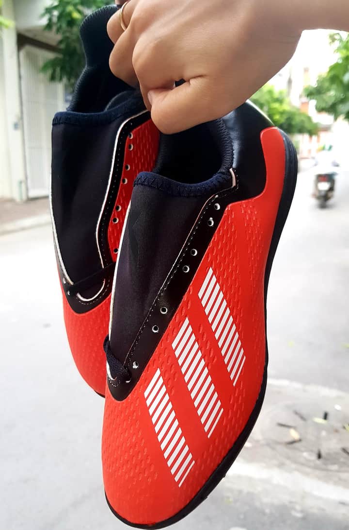 giày đá bóng sân cỏ nhân tạo, giày đá banh x18.6