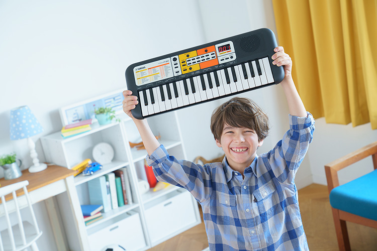 Đàn organ điện tử phổ thông PSS-F30