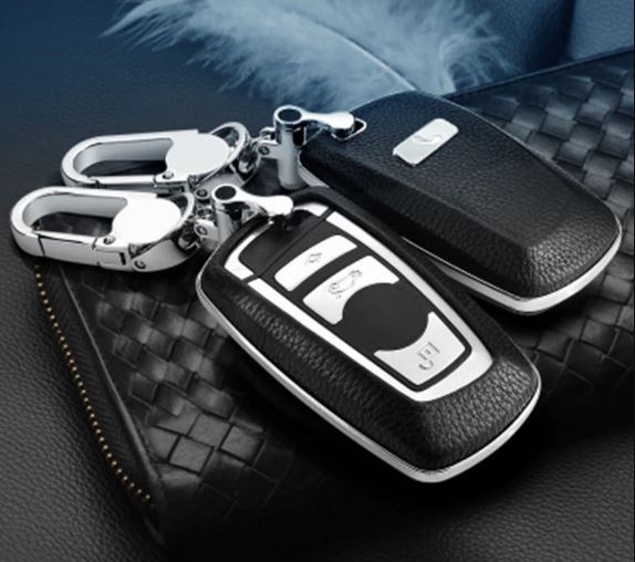 Car Accessories Top Layer Leather Car Key Case For BMW 1/2/3/4/5/6/7 Series/X3/X4 Car Key Cover Shell Car Keychain Car Accessories Top Layer Leather Car Key Case For BMW 1/2/3/4/5/6/7 Series/X3/X4 Car Key Cover Shell Car Keychain